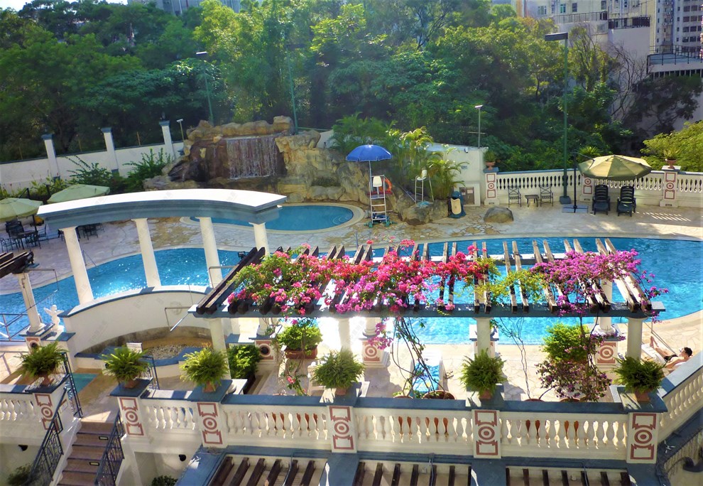 Club House/Facility-Swimming Pool