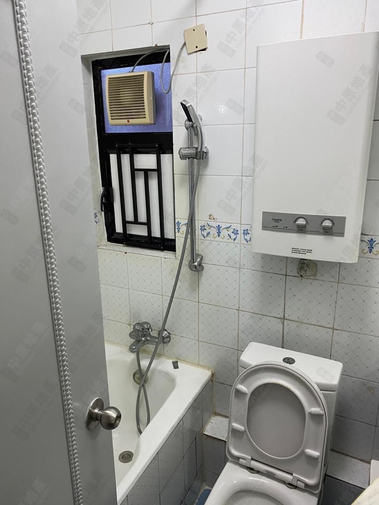 Unit Interior-Bathroom