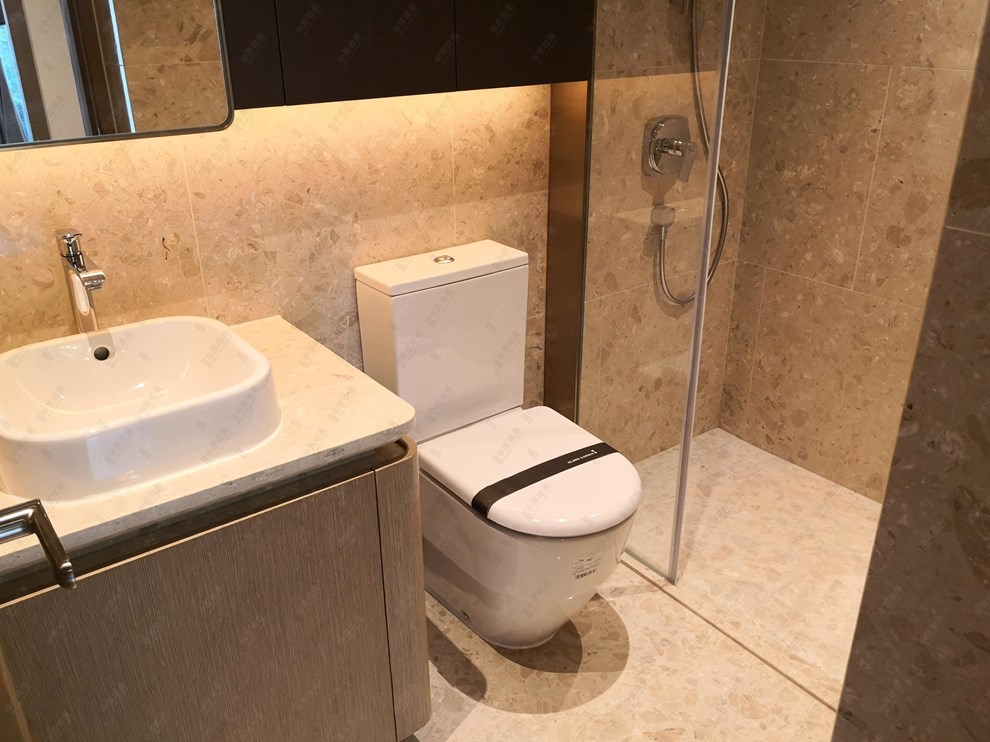 Unit Interior-Bathroom