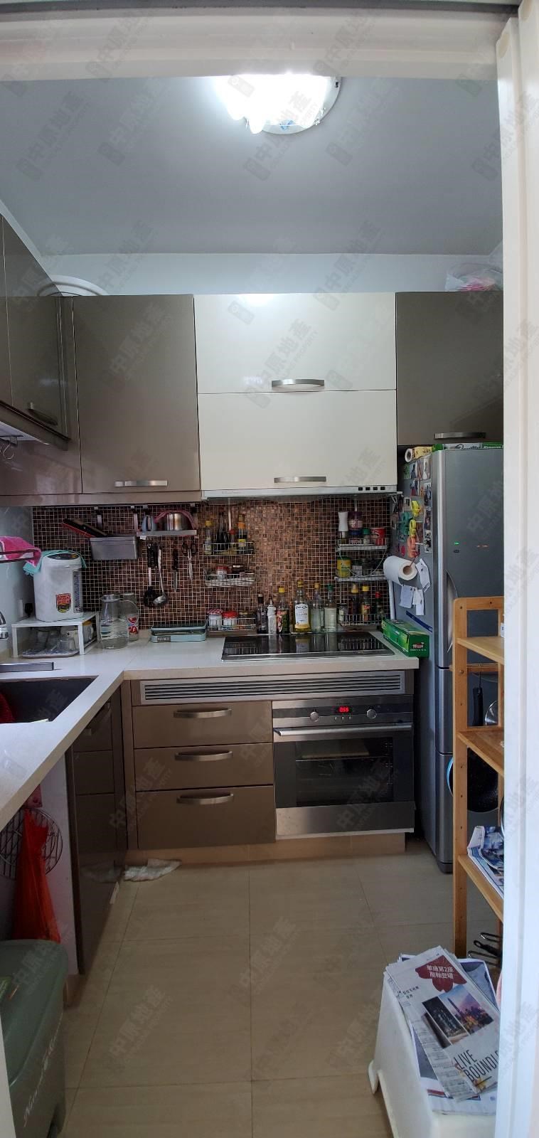 Unit Interior-Kitchen