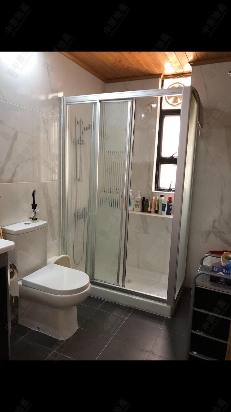 金碧花園 3座, 相片