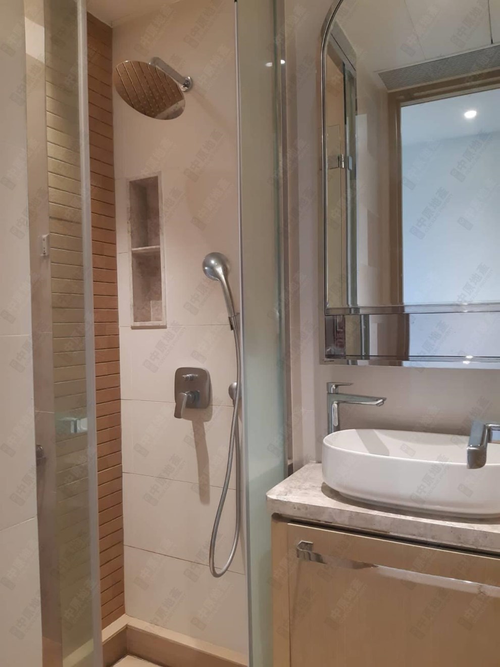 Unit Interior-Bathroom