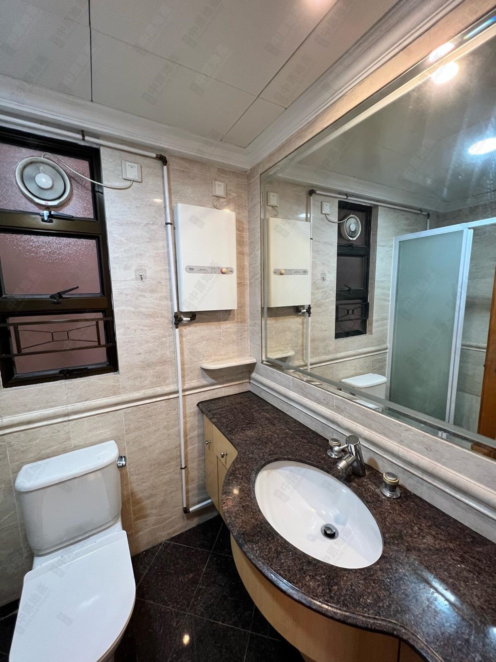 Unit Interior-Master Bathroom