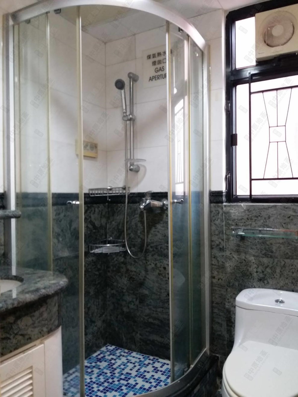 Unit Interior-Washroom