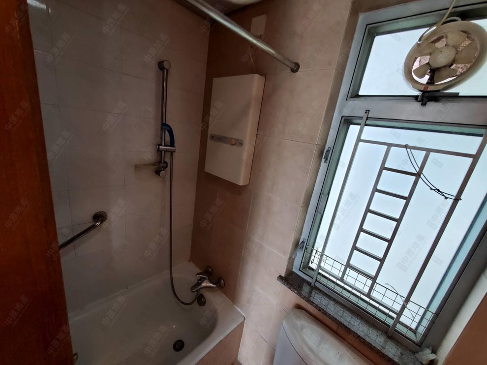 Unit Interior-Washroom