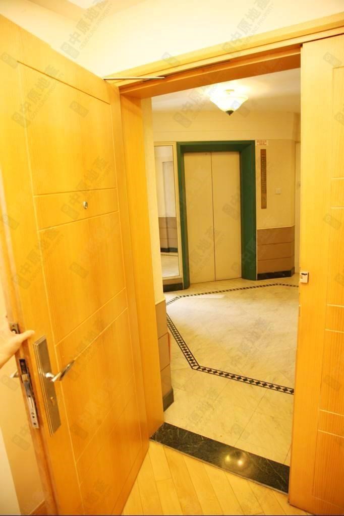 Building-Corridor