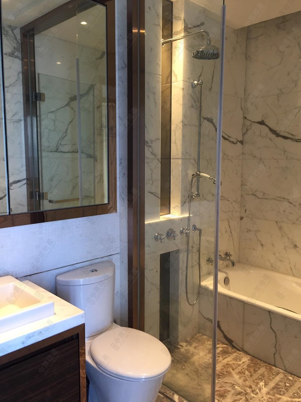Unit Interior-Bathroom