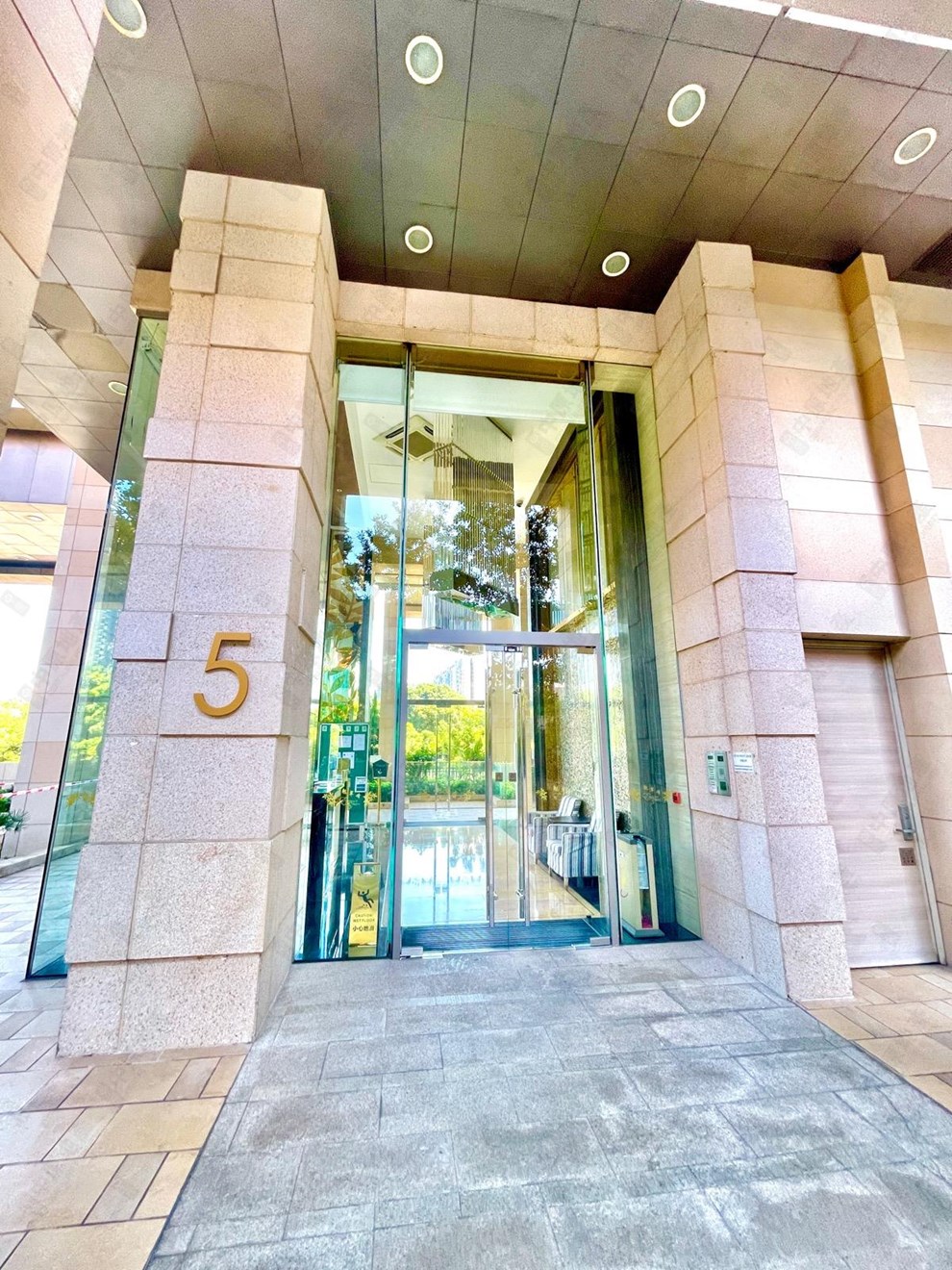 Building-Entrance