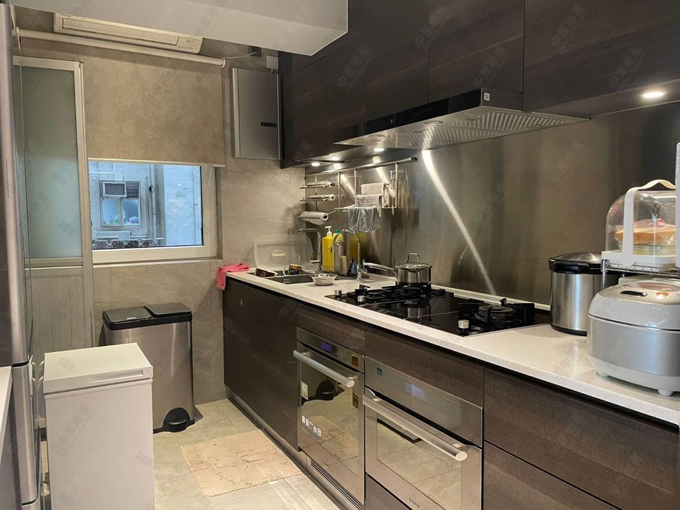 Unit Interior-Kitchen