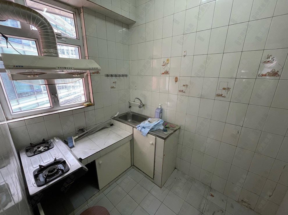 Unit Interior-Kitchen
