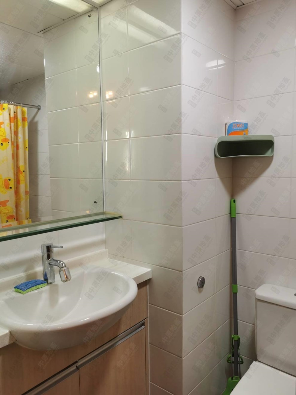 Unit Interior-Washroom