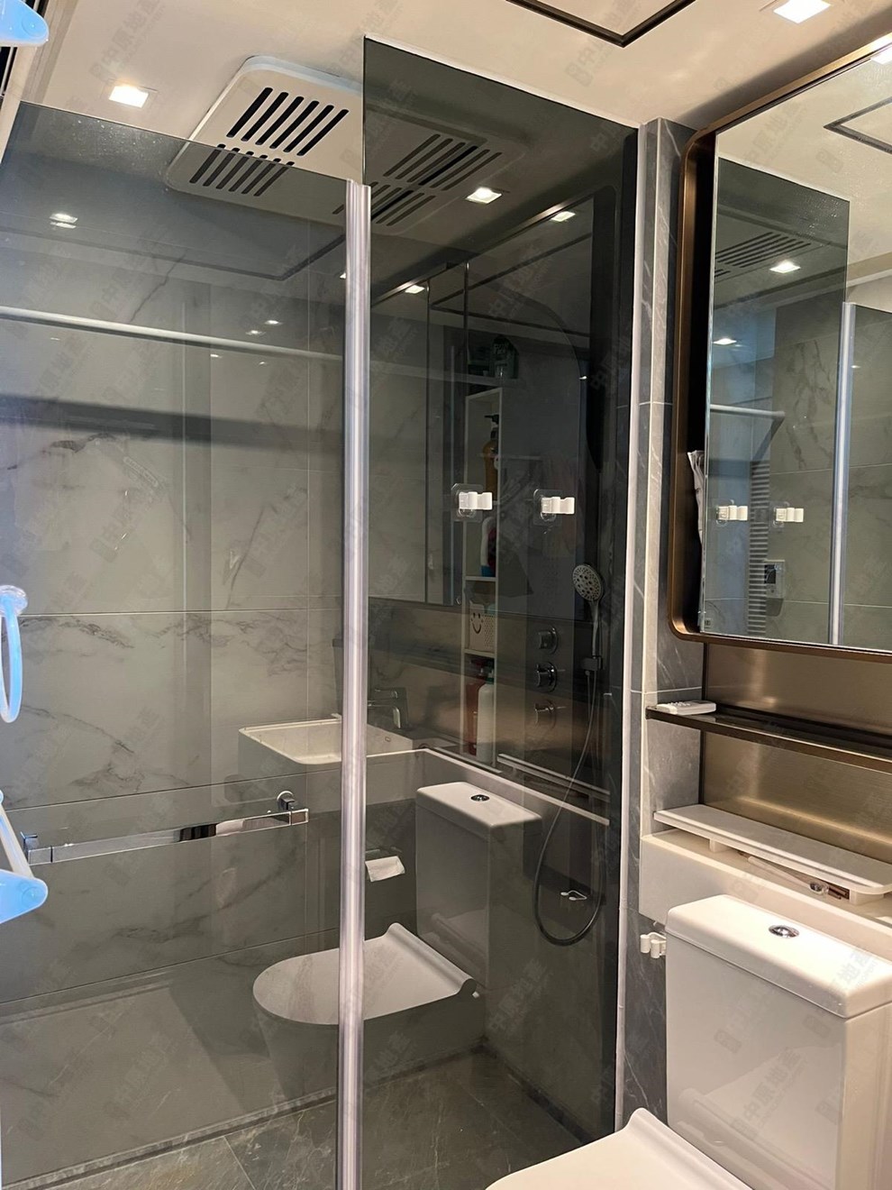 Unit Interior-Bathroom