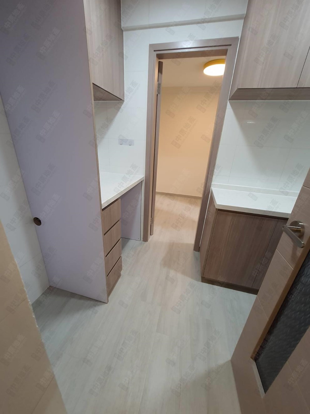 Unit Interior-Kitchen