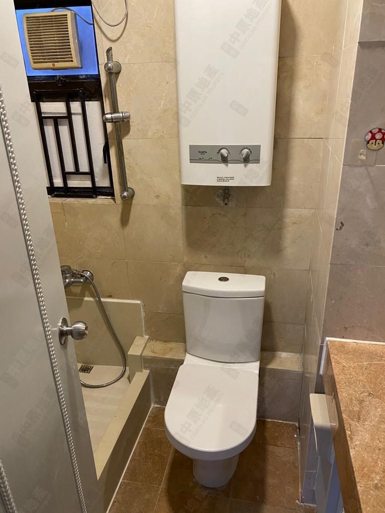 Unit Interior-Bathroom