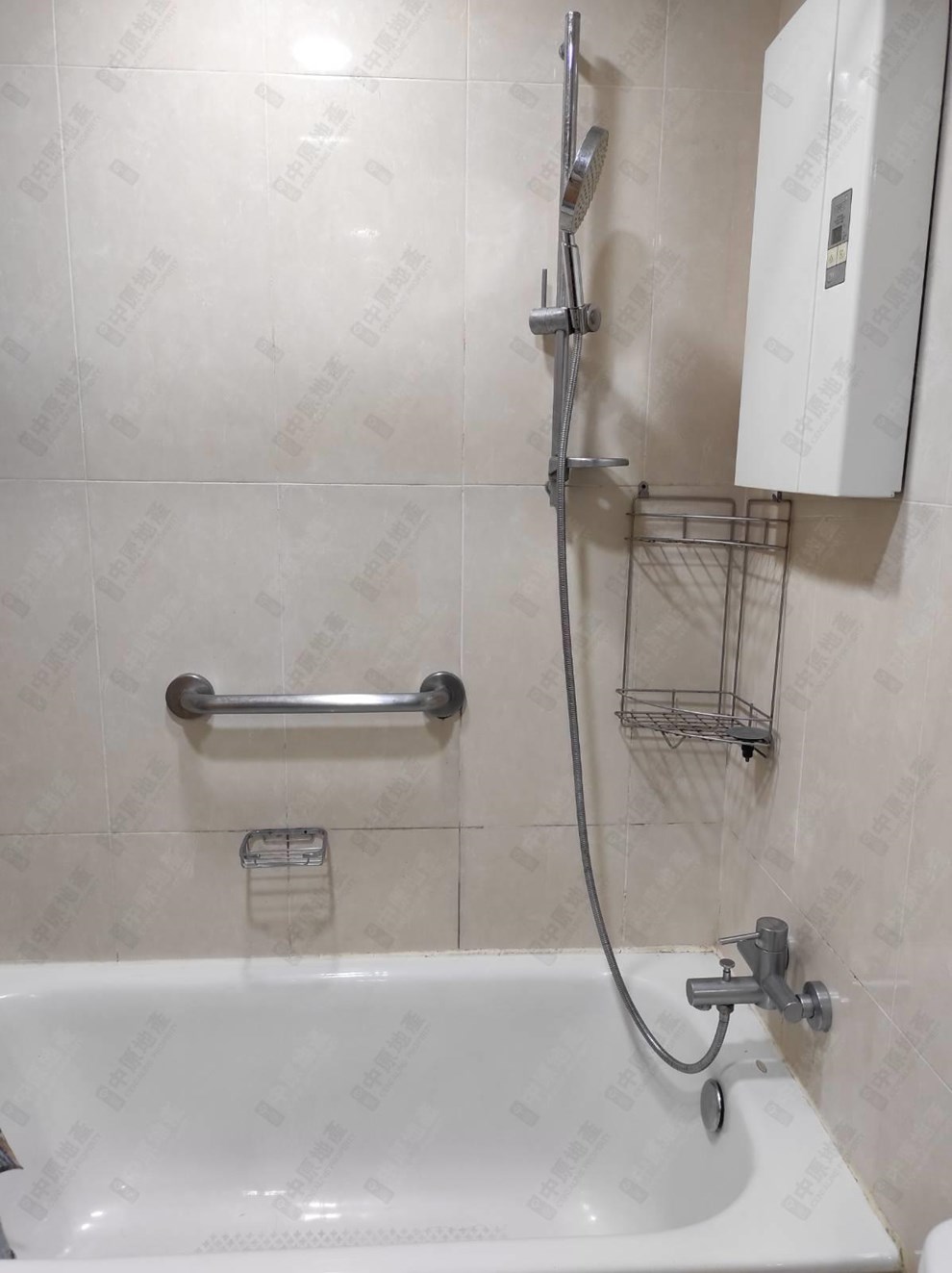 Unit Interior-Bathroom