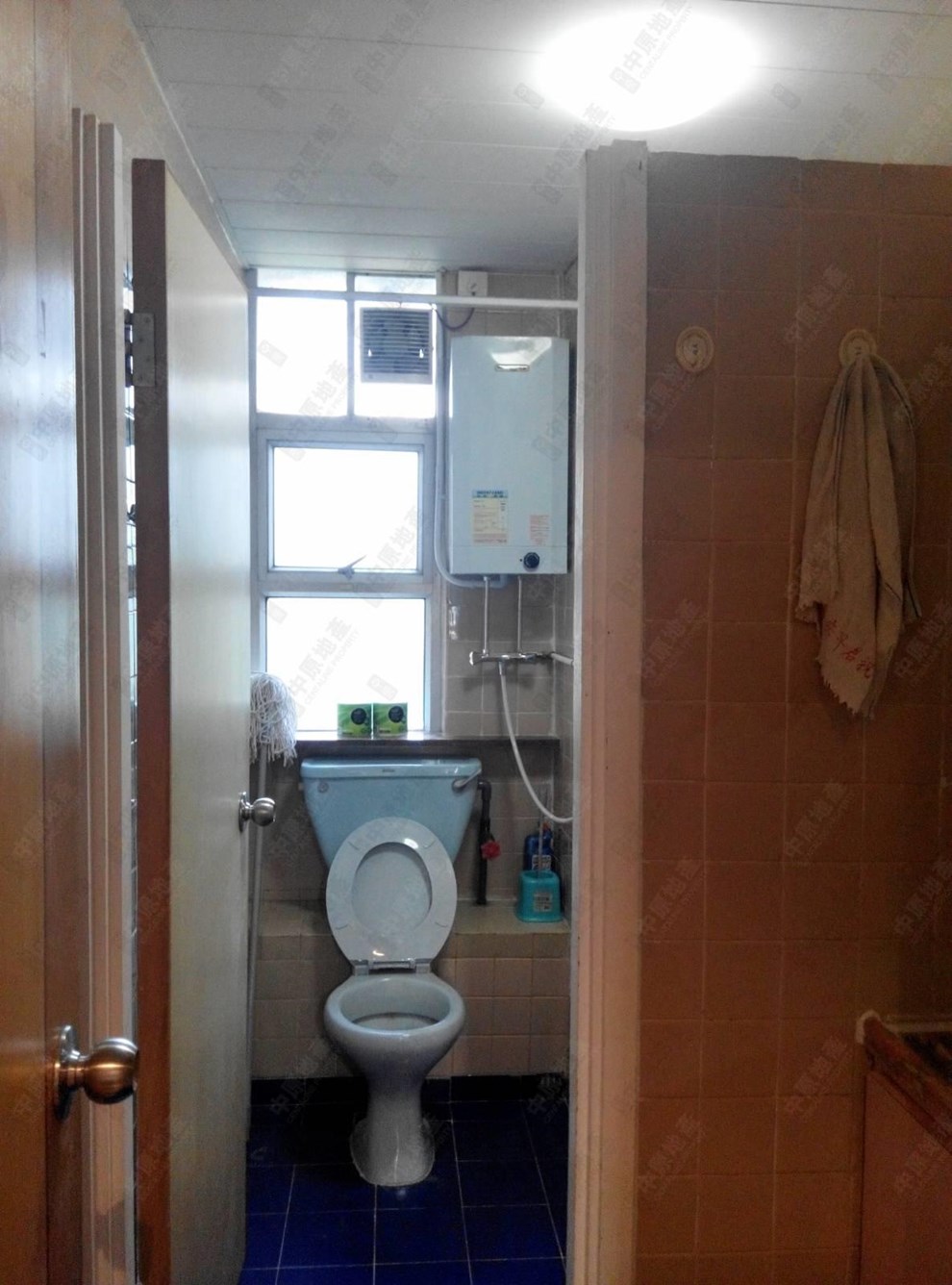 Unit Interior-Bathroom