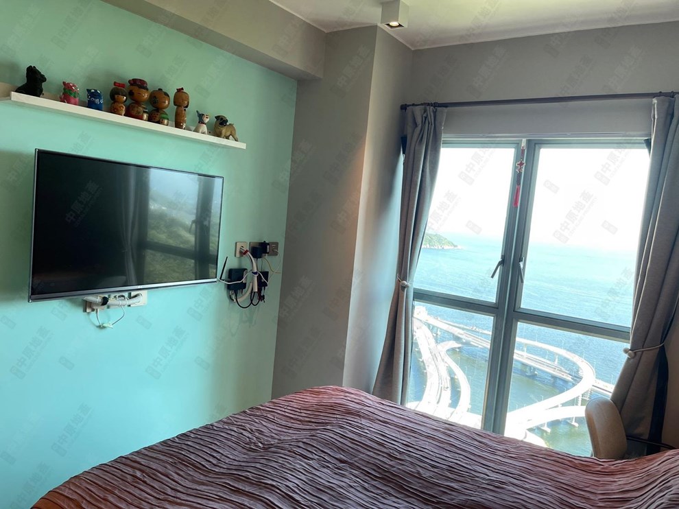 Unit Interior-Master Bedroom