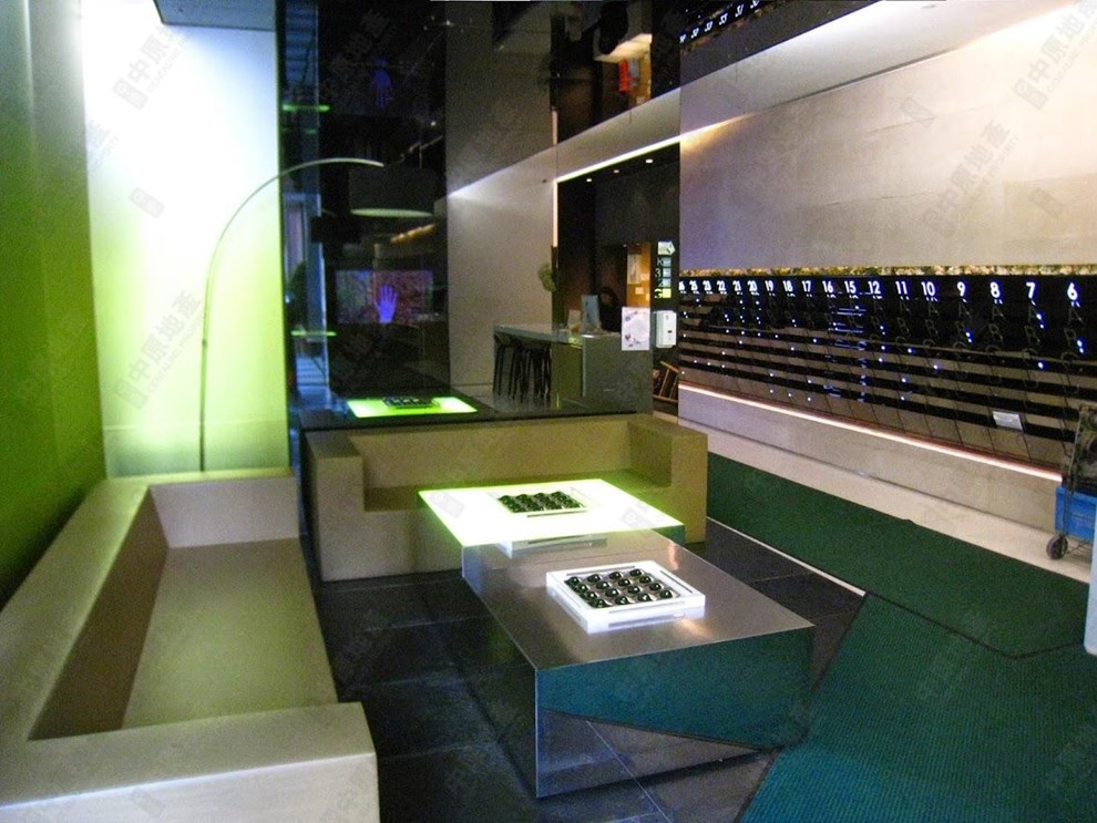 Building-Lobby