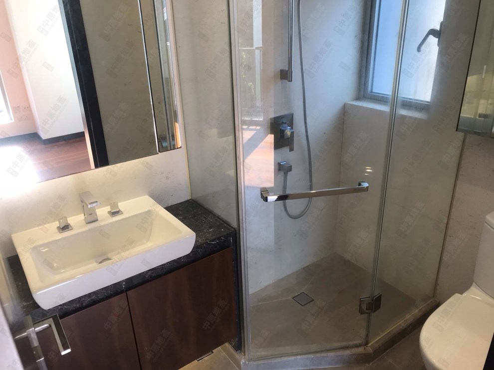 Unit Interior-Bathroom