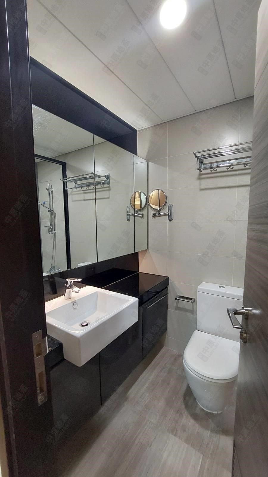 Unit Interior-Bathroom