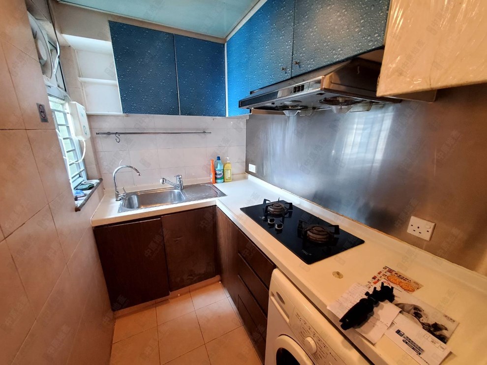 Unit Interior-Kitchen