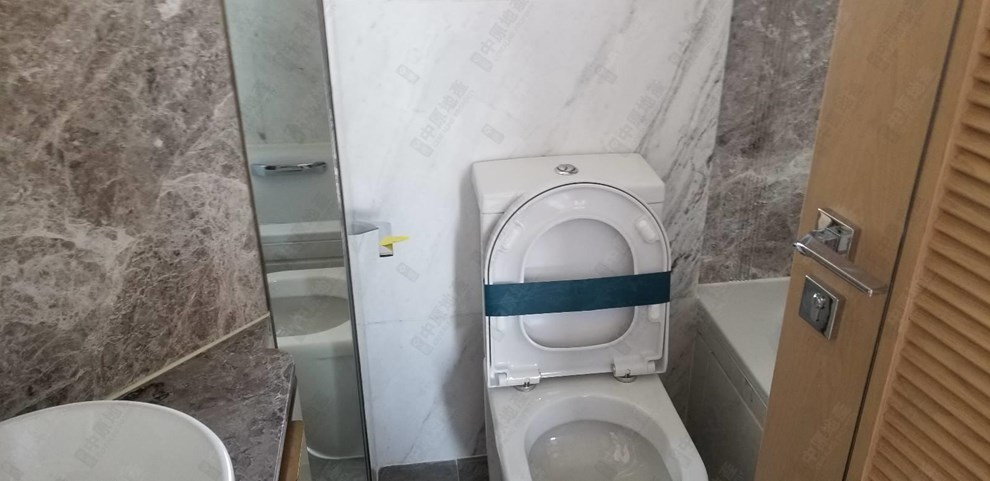 Unit Interior-Washroom