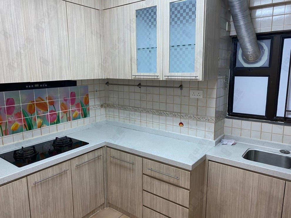 Unit Interior-Kitchen