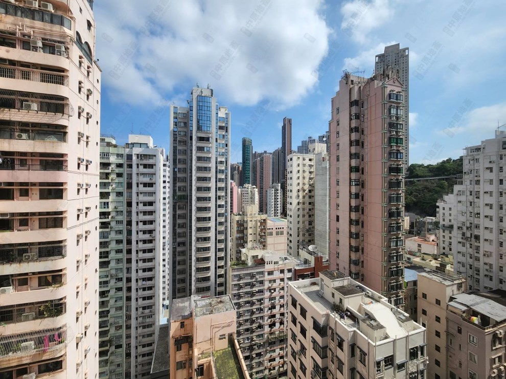 窗外景观-由睡房