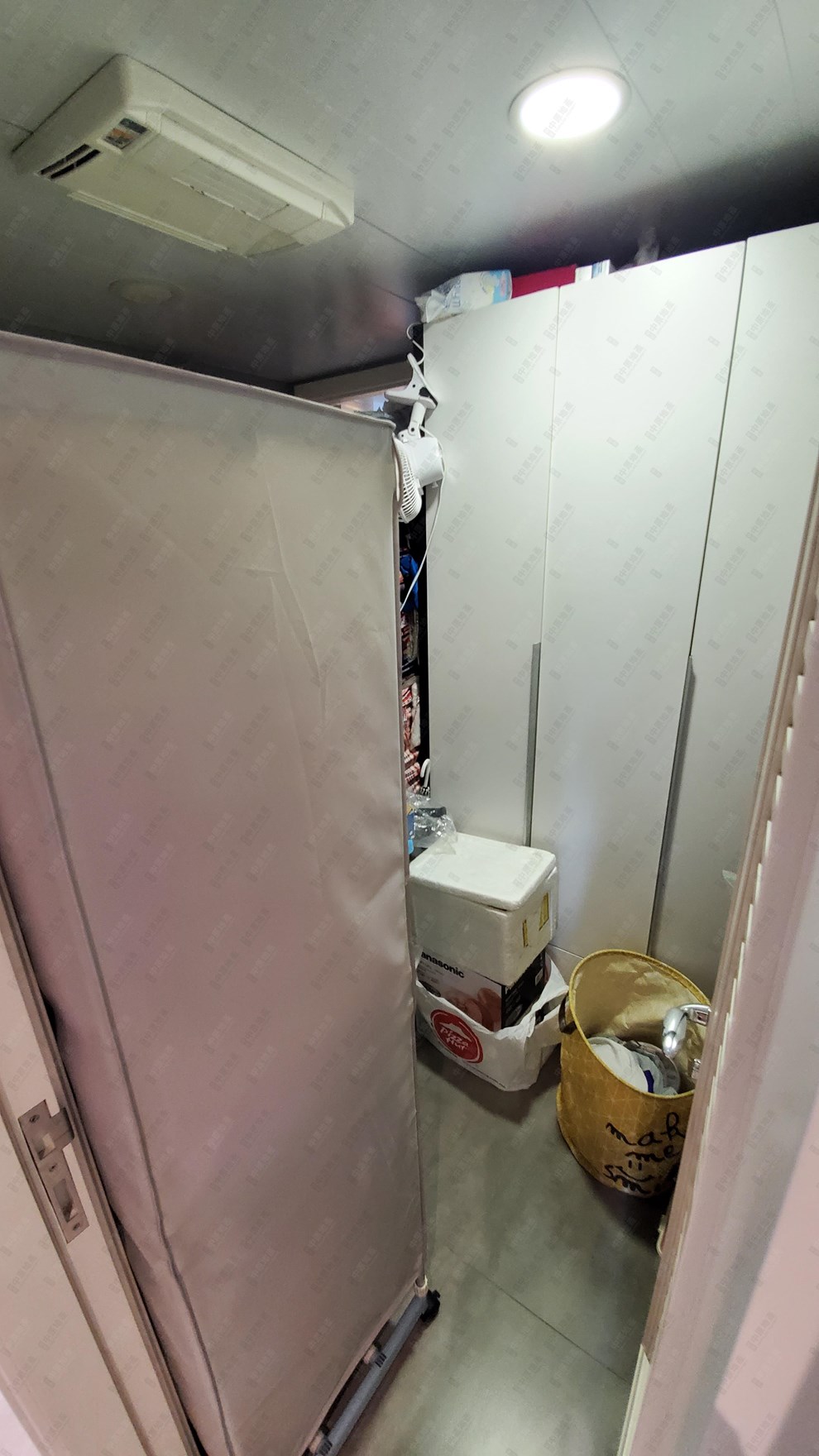 Unit Interior-Utility Room