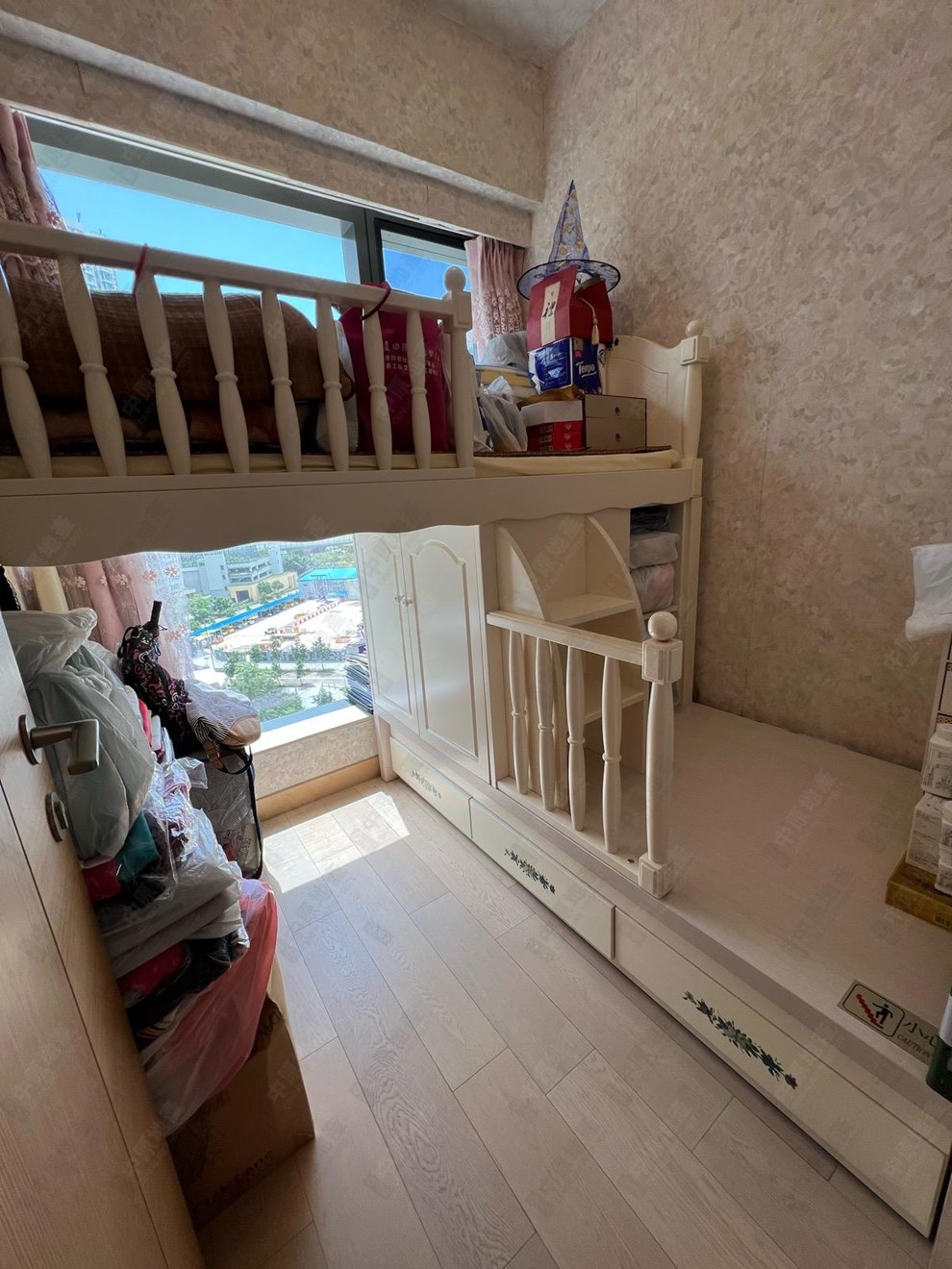 Unit Interior-Utility Room