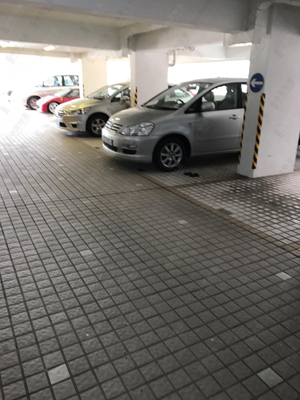 大廈-入口