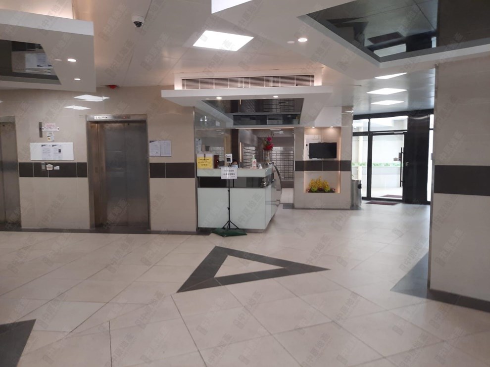 Building-Lobby