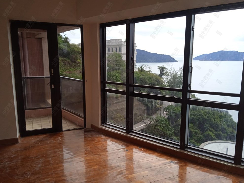 Unit Exterior-Balcony