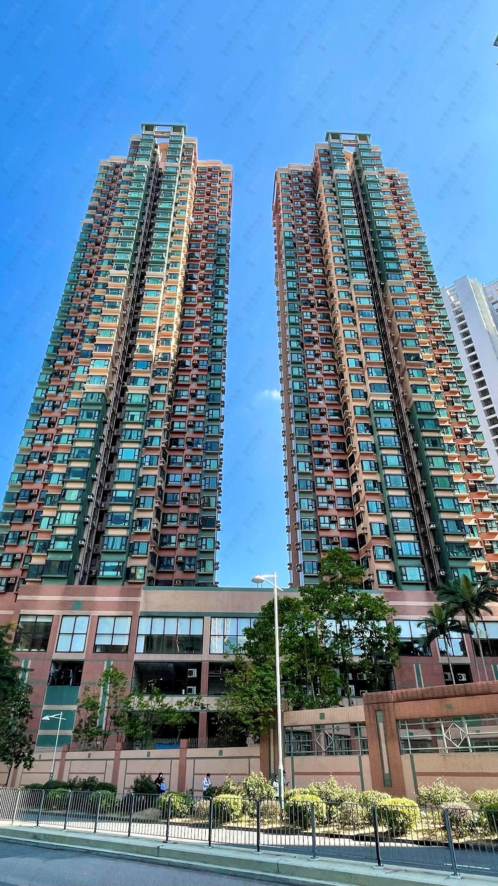 Building-Outlook