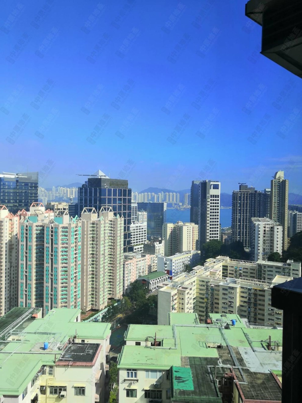 Outside View-Open View