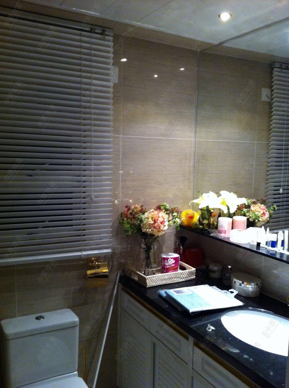 Unit Interior-Bathroom