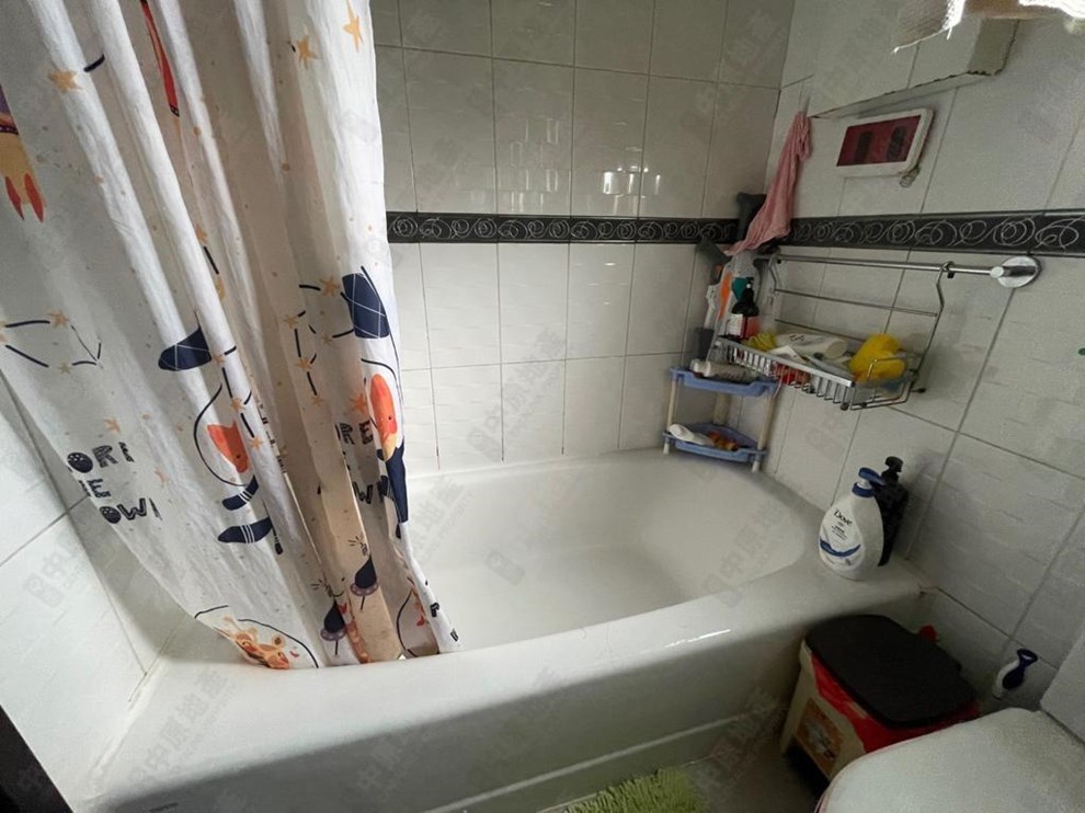 Unit Interior-Bathroom