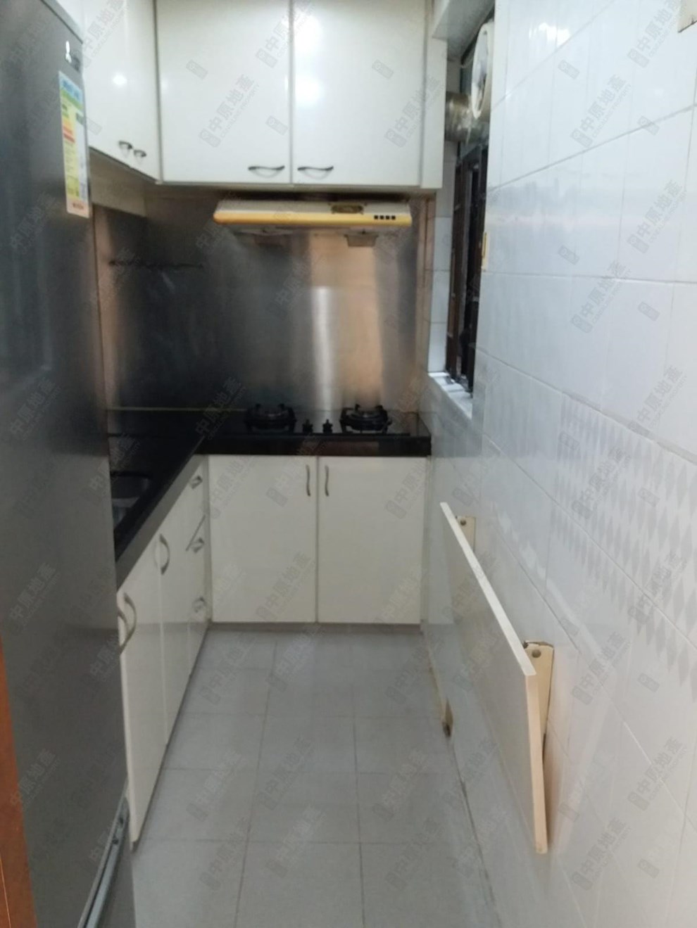 Unit Interior-Kitchen