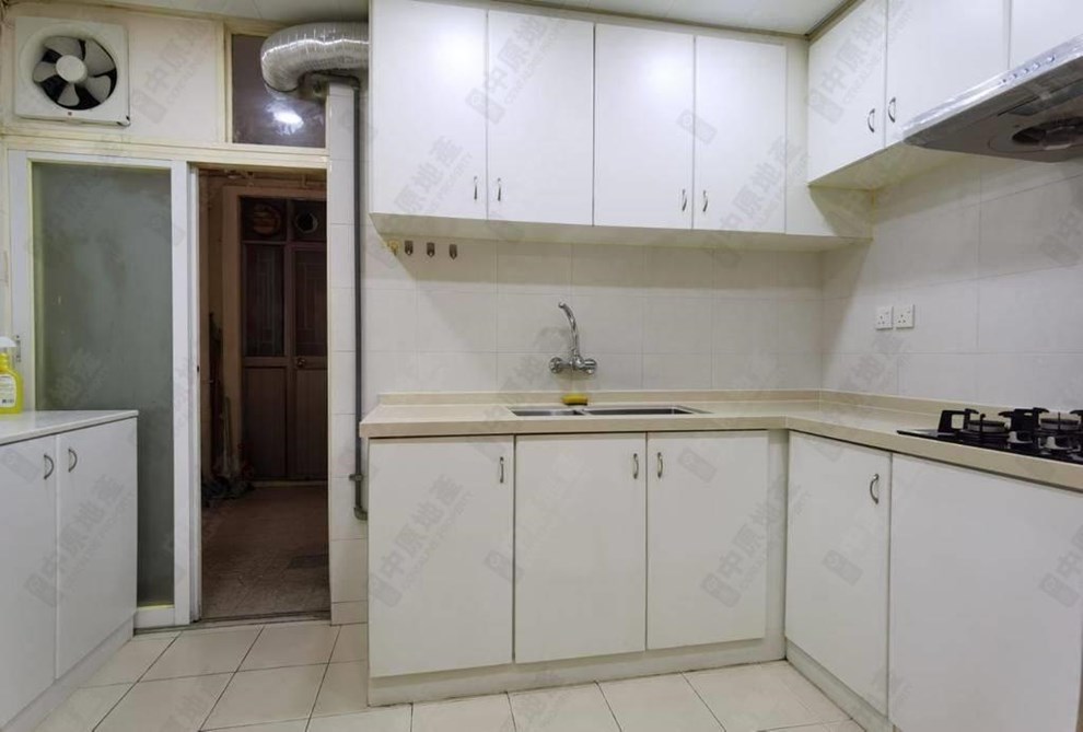 Unit Interior-Kitchen