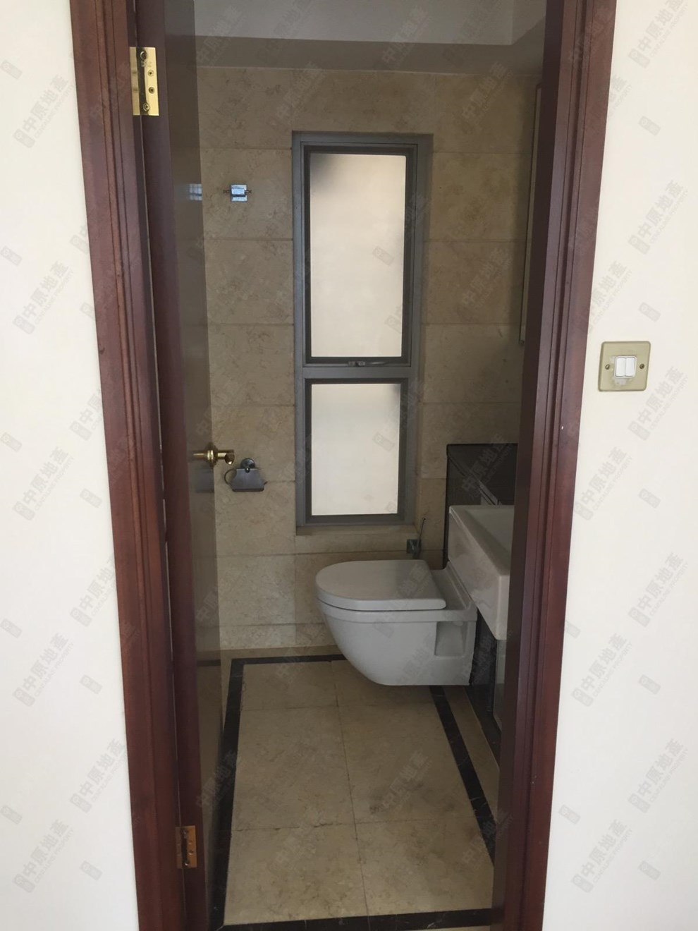 Unit Interior-Bathroom