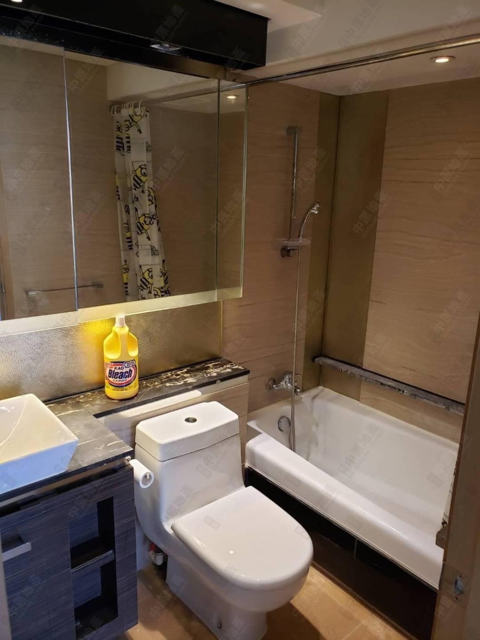Unit Interior-Bathroom
