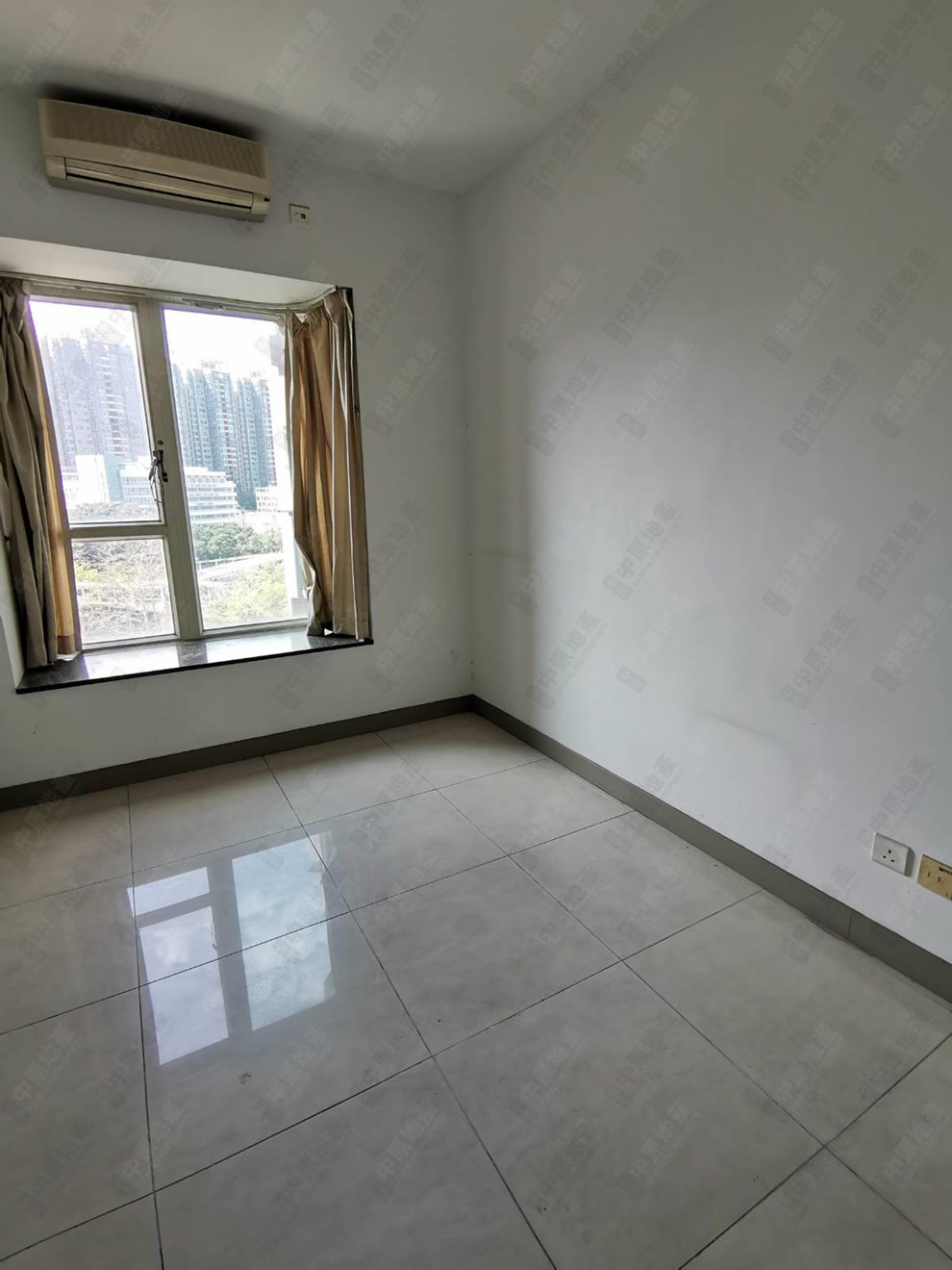 Unit Interior-Master Bedroom