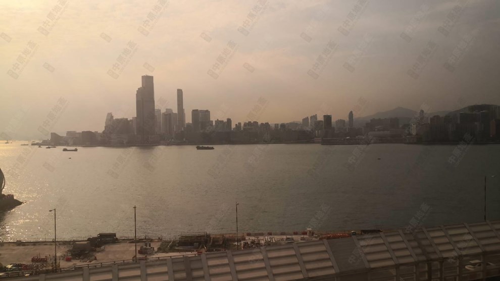 窗外景觀-由睡房