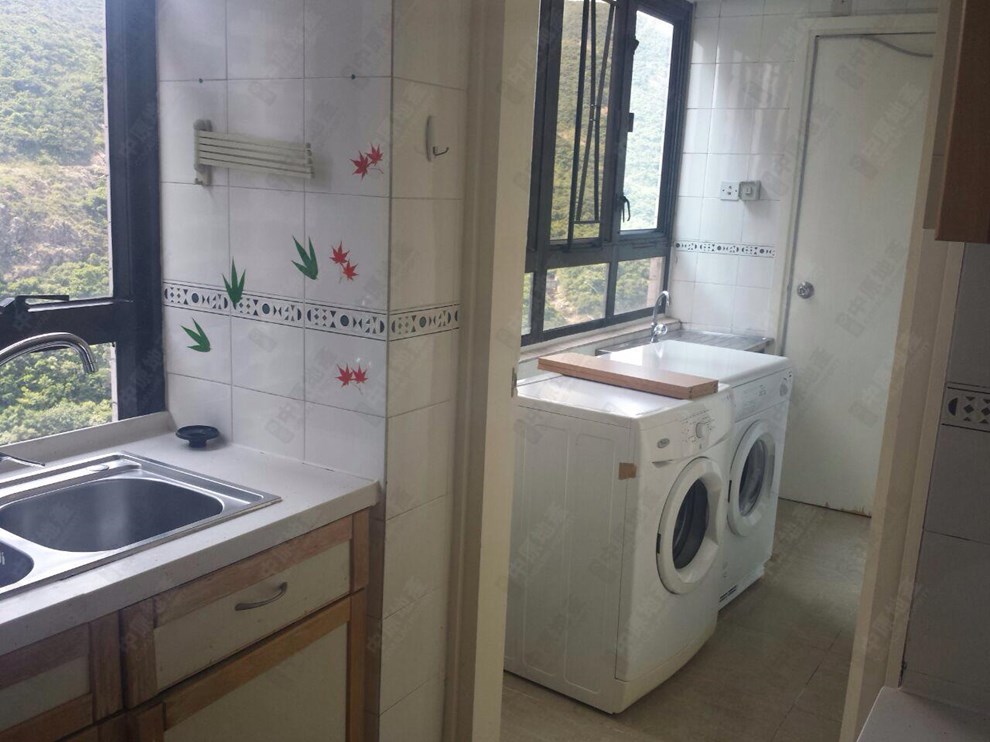 Unit Interior-Kitchen