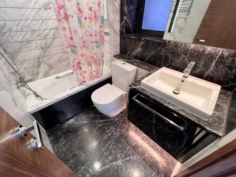Unit Interior-Washroom