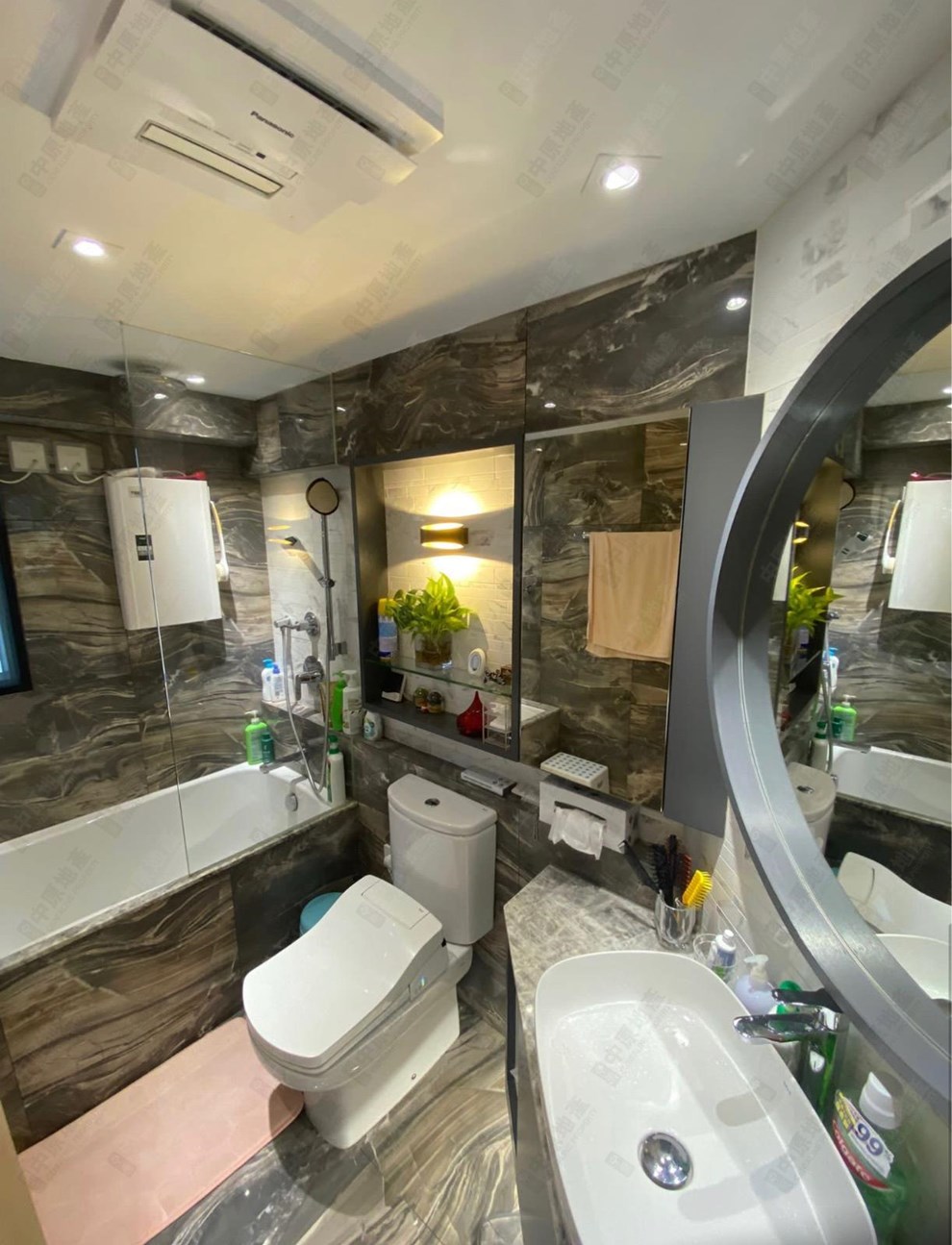 Unit Interior-Bathroom