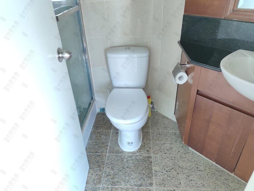 Unit Interior-Washroom