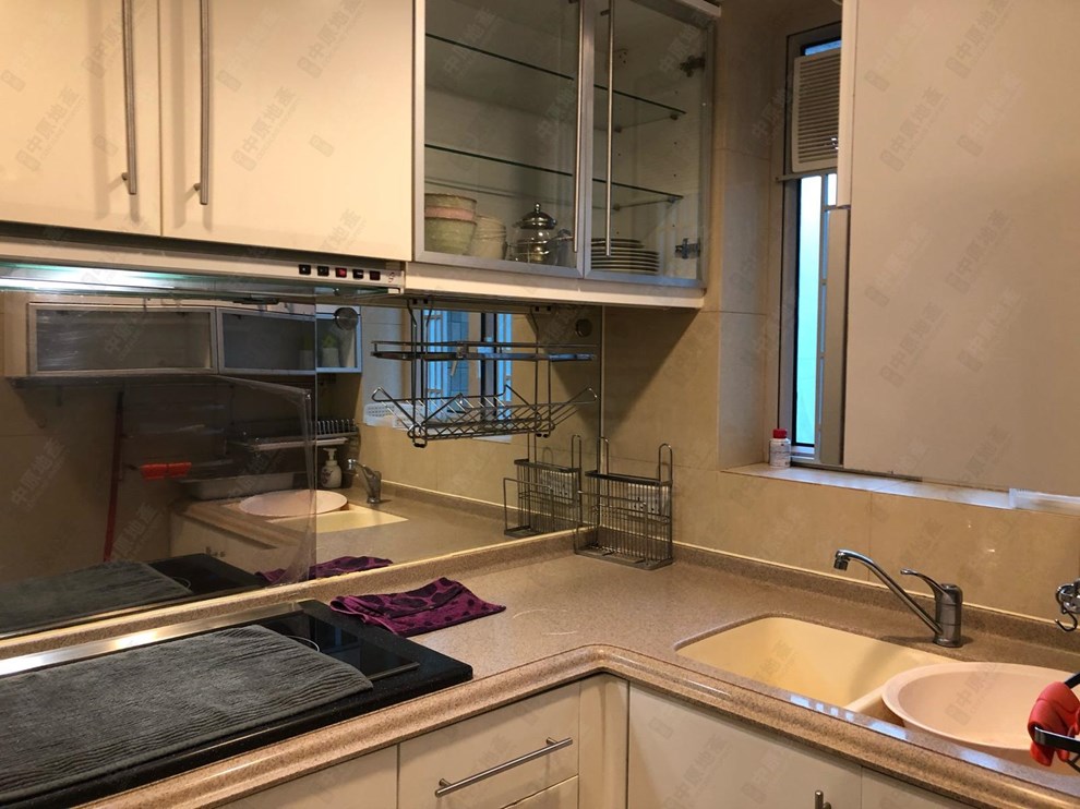 Unit Interior-Kitchen