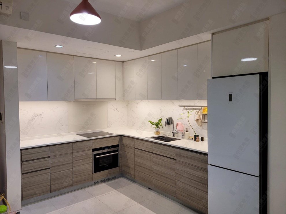 Unit Interior-Kitchen