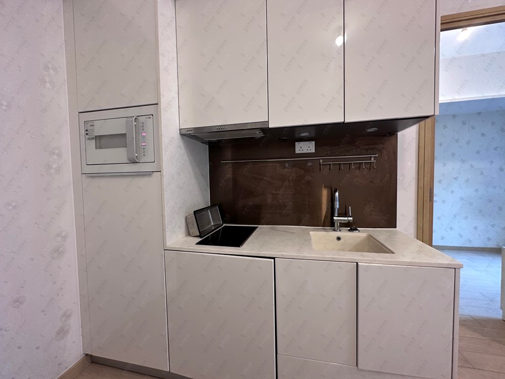 Unit Interior-Kitchen